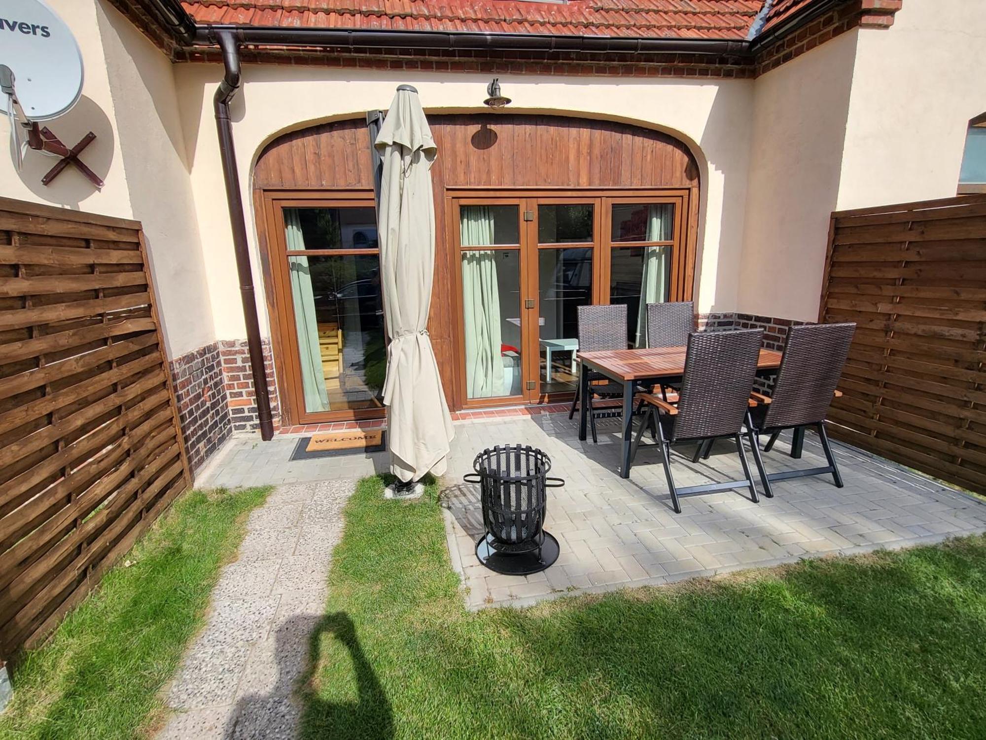 Gutshof Kehnert - Pension & Ferienwohnungen Exterior photo